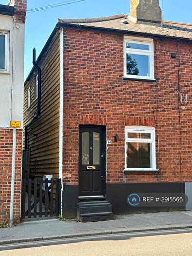 2 Bedroom Semi-Detached House To Rent In Queens Road, Brentwood, CM14