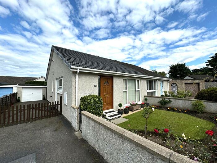 2 Bedroom Semi-Detached Bungalow For Sale In Blackthorn Road, Culloden, IV2