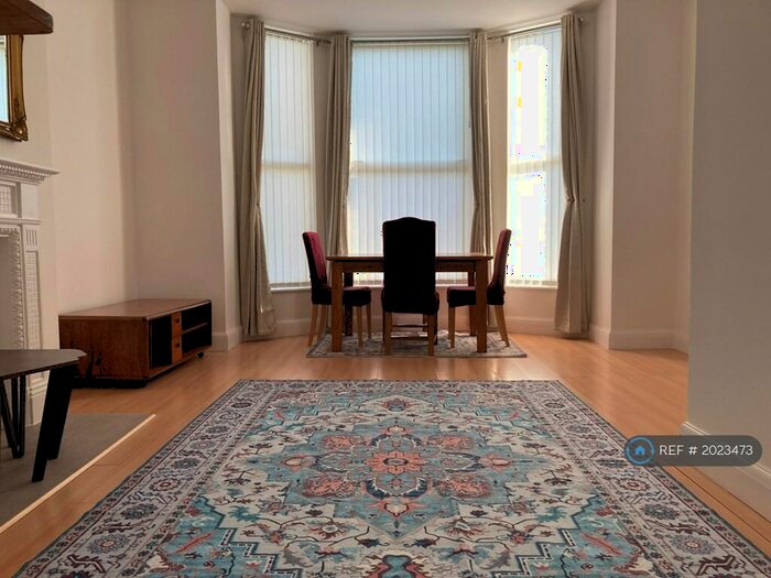 2 Bedroom Flat To Rent In Addiscombe Road, Croydon, CR0