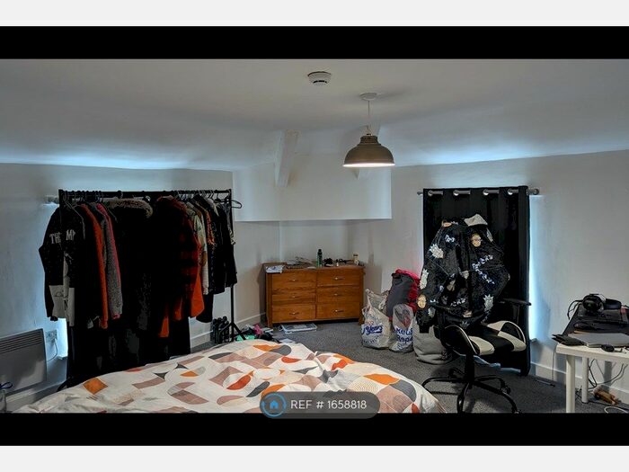 2 Bedroom Flat To Rent In Rawlinson Street, Barrow-In-Furness, LA14