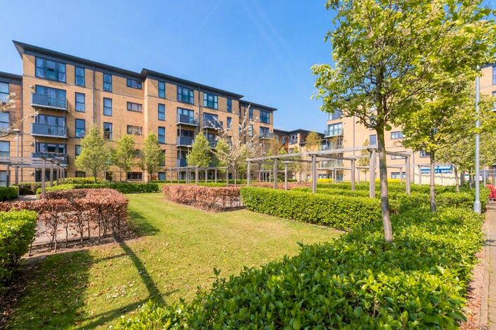 2 Bedroom Flat To Rent In Spa Road, London, SE16