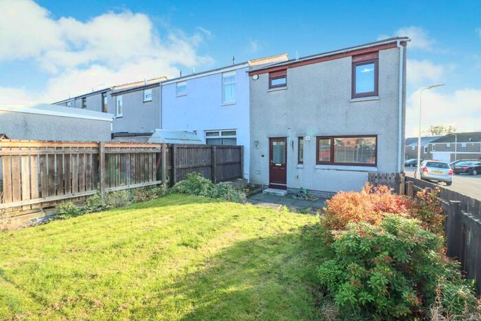 3 Bedroom End Of Terrace House For Sale In Glen More Gardens, Kirkcaldy, KY2