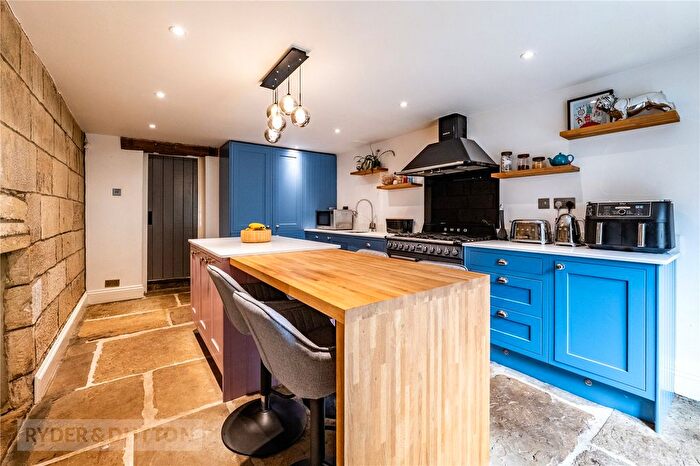 4 Bedroom Terraced House For Sale In Upper Field House Lane, Triangle, Sowerby Bridge, West Yorkshire, HX6