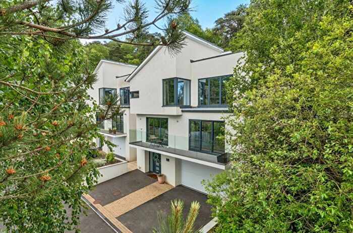4 Bedroom Detached House For Sale In Exeter, Devon, EX4