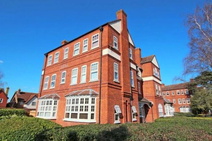 2 Bedroom Flat To Rent In Acacia Way, Sidcup, DA15