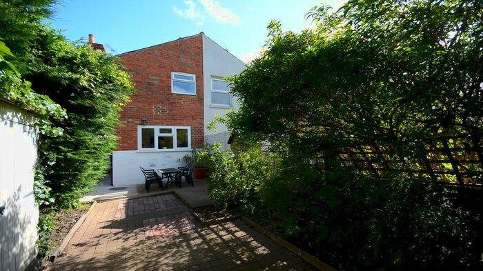 4 Bedroom Terraced House To Rent In Curzon Street, Reading, RG30