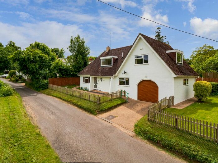 3 Bedroom Detached House For Sale In Aston Lane, Remenham Hill, RG9
