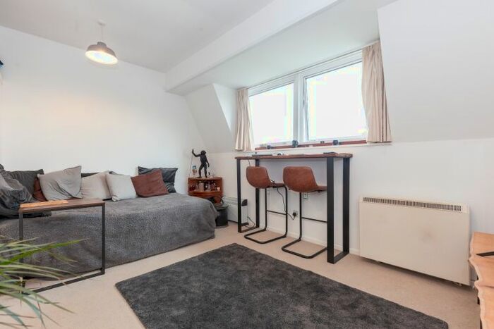 1 Bedroom Flat To Rent In Walton Street, Oxford, OX2
