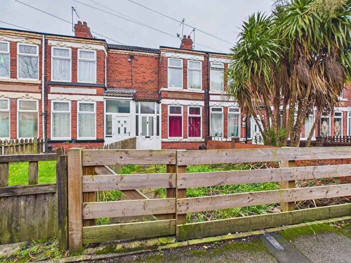 2 Bedroom Terraced House For Sale In Warneford Gardens, Hull, HU5