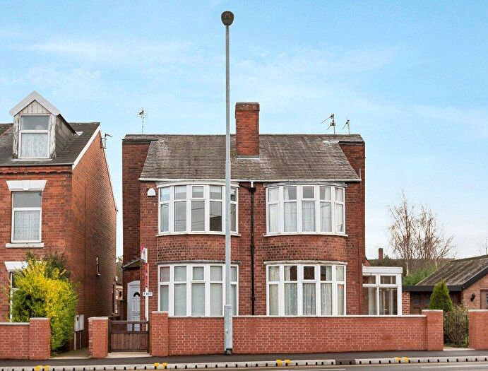 4 Bedroom Semi-Detached House For Sale In Middle Street, Beeston, Nottingham, Nottinghamshire, NG9