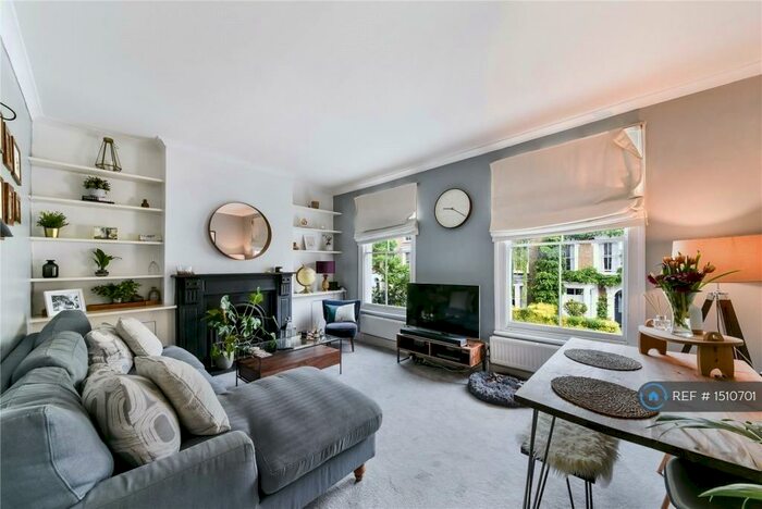 3 Bedroom Maisonette To Rent In Southborough Road, London, E9