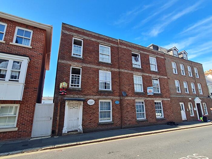 Flat To Rent In Lugley Street, Newport, PO30