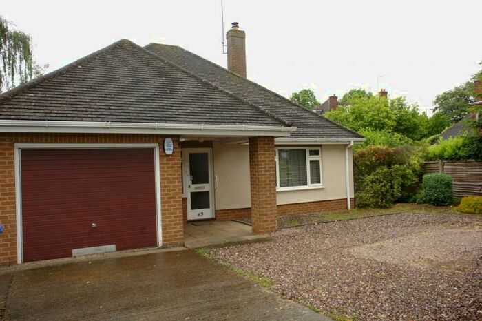 3 Bedroom Detached House To Rent In Horton View, Banbury, Oxfordshire, OX16