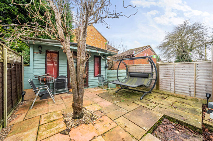 3 Bedroom Terraced House For Sale In Springfields Close, Padbury, Buckingham, MK18