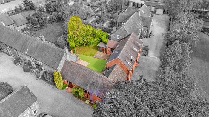 4 Bedroom Barn Conversion For Sale In Main Street, Snarestone, DE12
