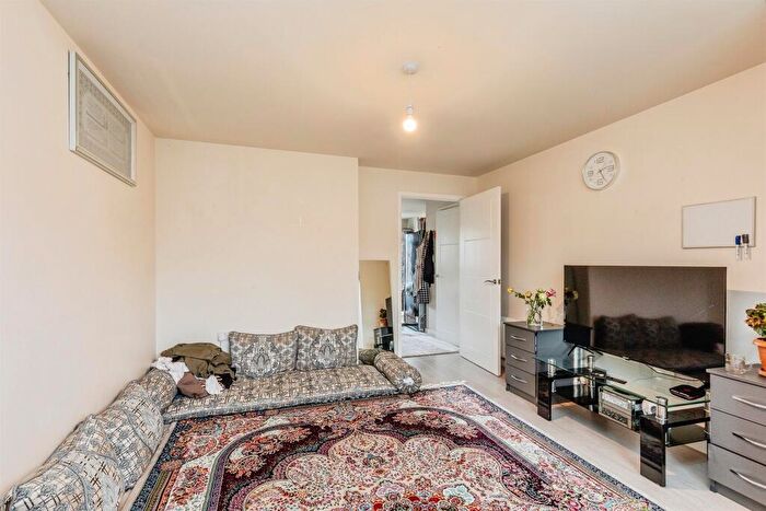 4 Bedroom End Of Terrace House For Sale In William Jessop Way, Bristol, BS13