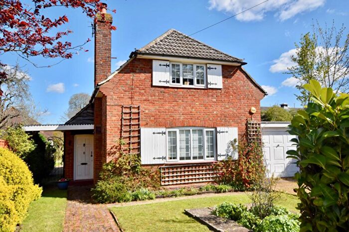 3 Bedroom Detached House For Sale In Greville Park Road, Ashtead, KT21