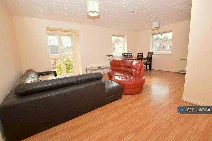 4 Bedroom Penthouse To Rent In Hesper Road, Colchester, CO2