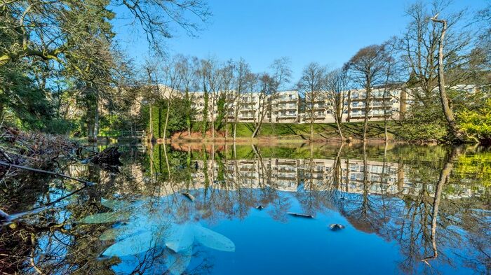 2 Bedroom Flat For Sale In Netherblane, Glasgow, Stirlingshire, G63