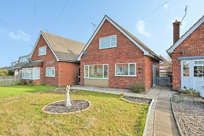 2 Bedroom Detached Bungalow For Sale In South Gage Close, Norwich, NR7