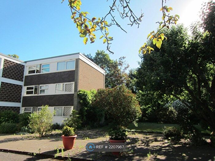 2 Bedroom Flat To Rent In Newton Road, Cambridge, CB2