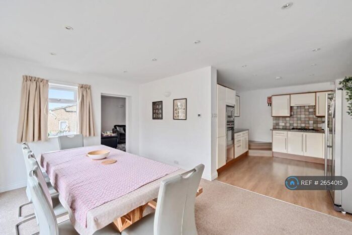 4 Bedroom Semi-Detached House To Rent In Town Furze, Headington, Oxford, OX3