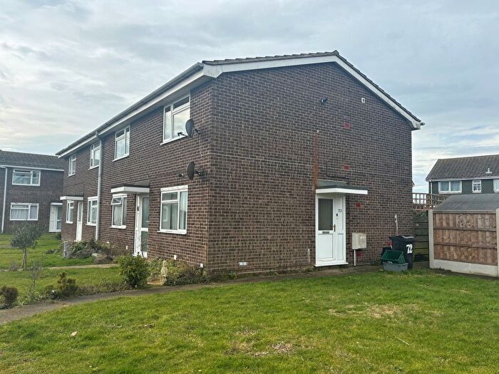 2 Bedroom Maisonette To Rent In Garden Road, Frinton Homelands, Walton-On-The-Naze, CO14