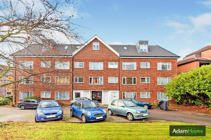 1 Bedroom Flat To Rent In Gainsborough Road, Woodside Park, N12