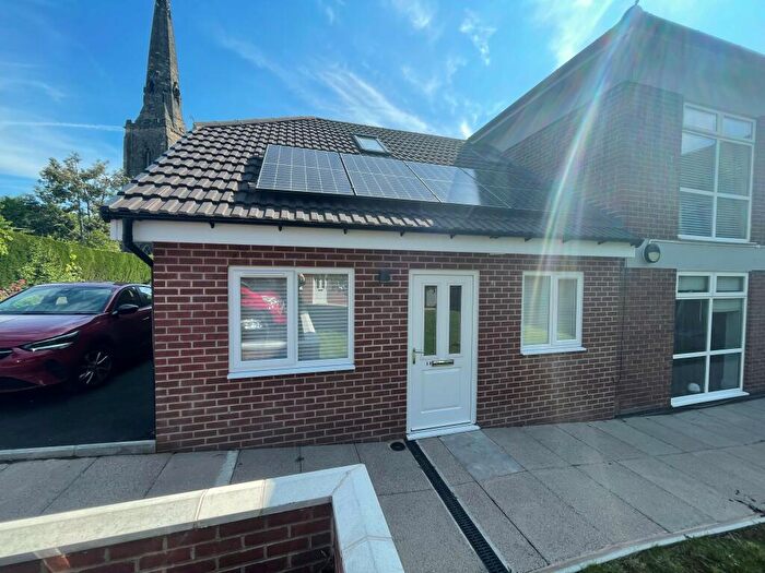 3 Bedroom House To Rent In Priory Court, Friday Lane, NG4