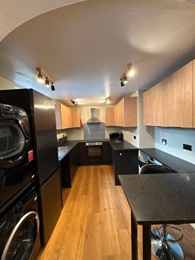 5 Bedroom Terraced House To Rent In Cawdor Road, Fallowfield, Manchester, M14
