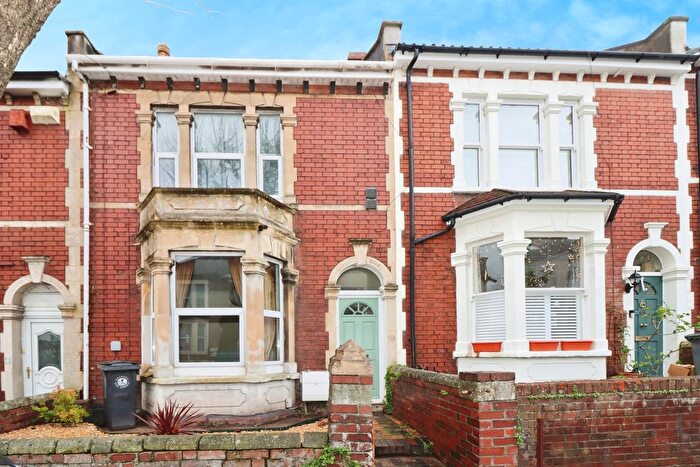 3 Bedroom Terraced House For Sale In Freemantle Road, Bristol, Avon, BS5