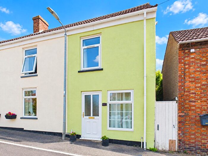2 Bedroom Semi-Detached House For Sale In High Street, Binbrook, LN8
