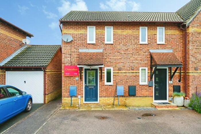 1 Bedroom Terraced House To Rent In Acacia Walk, Bicester, OX26