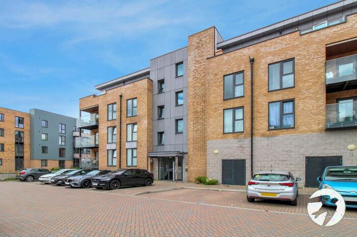1 Bedroom Flat To Rent In Castle Hill Drive, Castle Hill, Ebbsfleet Valley, Swanscombe, DA10