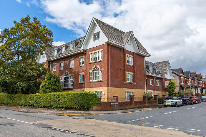 2 Bedroom Flat For Sale In Cwrt Newydd, Elm Grove Road, Dinas Powys, CF64