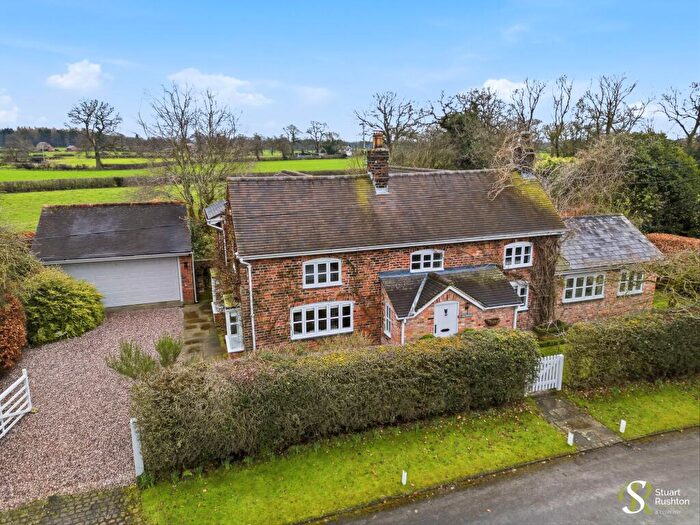 4 Bedroom Cottage For Sale In Colshaw Lane, Siddington, SK11