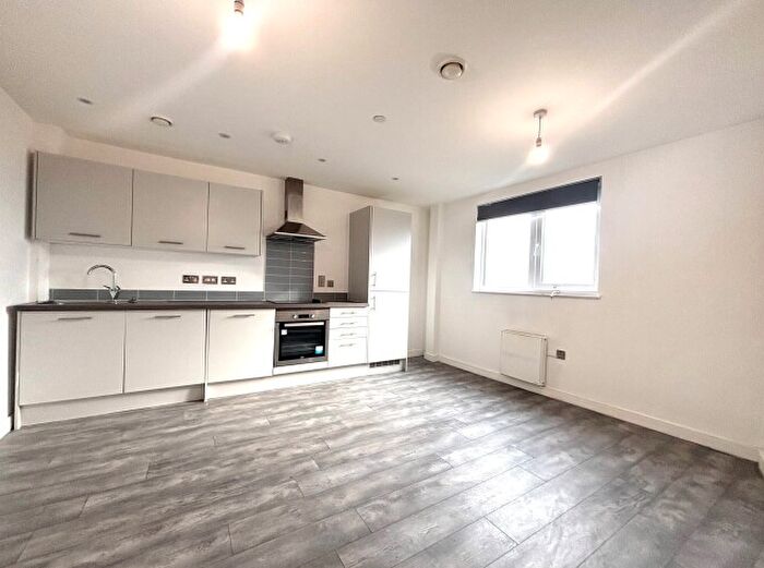 1 Bedroom Flat To Rent In Coventry Road, Birmingham, B25