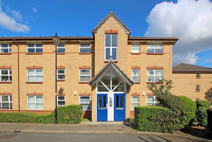 1 Bedroom Flat To Rent In Monmouth Close, London, W4