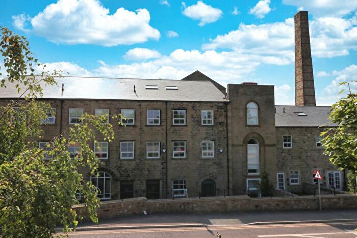 4 Bedroom House To Rent In Bobbin Row, Leeds, West Yorkshire, LS12