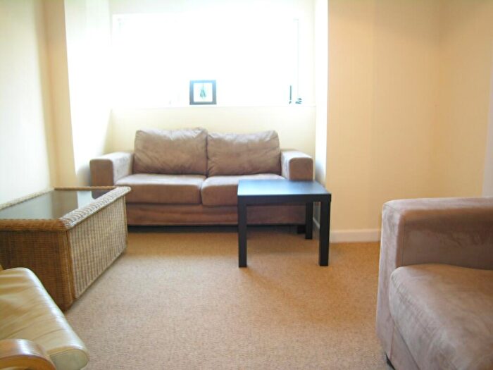 5 Bedroom House To Rent In Bedroom Detached House In Winton, BH9