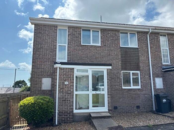 3 Bedroom End Of Terrace House To Rent In Higher Woodside, St Austell, PL25
