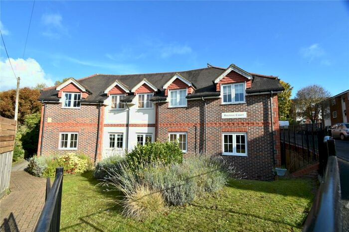 2 Bedroom Apartment To Rent In Hospital Hill, Chesham, Bucks, HP5