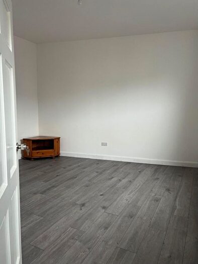 1 Bedroom Detached House To Rent In Cobcroft Road, Huddersfield, HD2