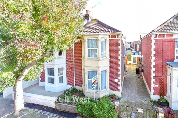 2 Bedroom Semi Detached House For Sale In Balfour Road, Portsmouth, Hampshire, PO2