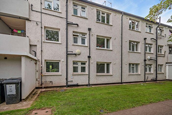 2 Bedroom Flat For Sale In Finchley Avenue, Derby, DE22