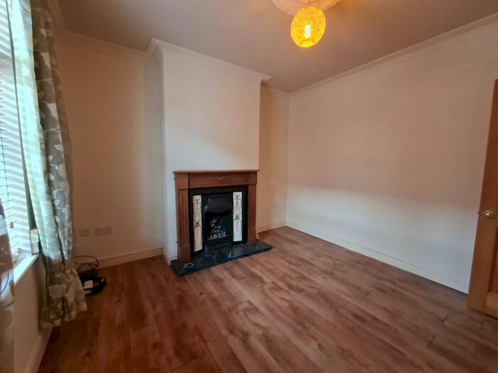 3 Bedroom Terraced House To Rent In Sharp Street, Hull HU5