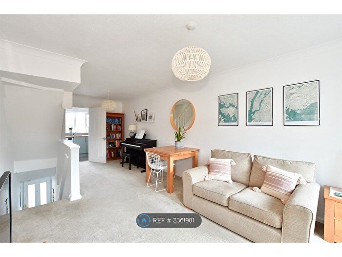 1 Bedroom Maisonette To Rent In John Wiskar Drive, Cranleigh, GU6