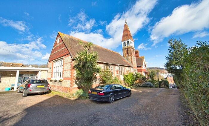 3 Bedroom Flat For Sale In Foord Road, Folkestone, Kent, CT20