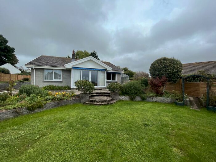 3 Bedroom Bungalow To Rent In Liskeard, PL14