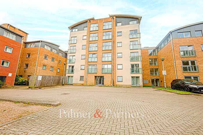 2 Bedroom Garage / Parking To Rent In St James Place, Colchester, Essex, CO4